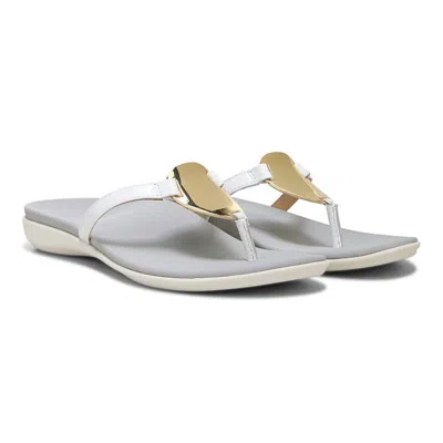 Vionic Women's Raysa Thong Sandals In White In White