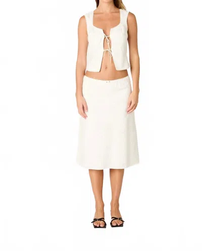 Nia Carter Sleeveless Top In White In Multi