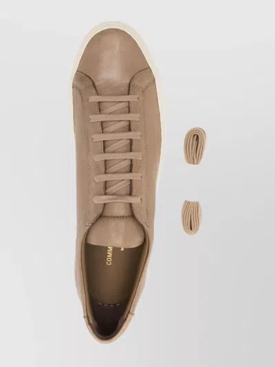 Common Projects Sneakers With Contrast Sole And Round Toe In Brown