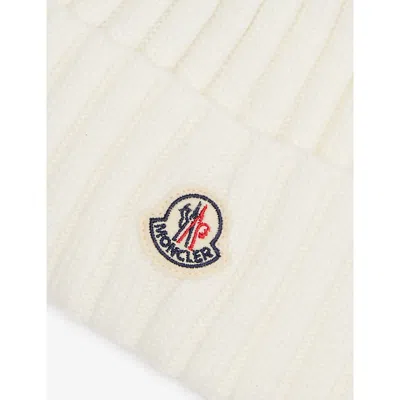 Moncler Womens Natural Logo-patch Ribbed-knit Beanie Hat In White