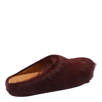 Marni Fussbett Mules In Burgundy