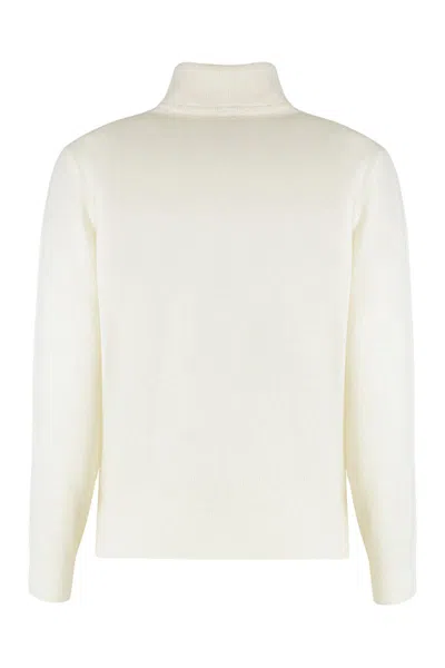 Vince Turtleneck Sweater In Wool And Silk In White