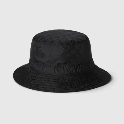 Gucci Women Reversible Gg Nylon Bucket Hat In Black