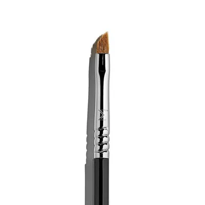 Sigma Beauty E06 Winged Liner Brush In Brown