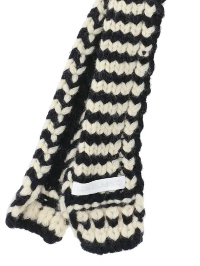 Low Classic Long Knit Scarf For Everyday Use In Black
