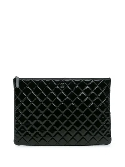 Pre-owned Chanel 2014-2015 Large Quilted Patent O Case Clutch Bag In Black