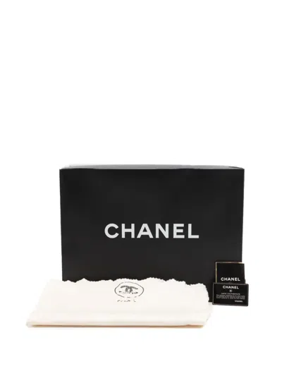 Pre-owned Chanel 1994-1996 Medium Quilted Lambskin Duma Backpack In White