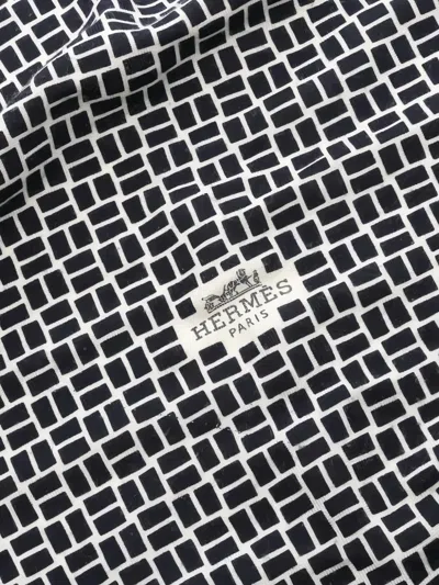 Pre-owned Hermes 2000s Losange Gm Scarf In Black