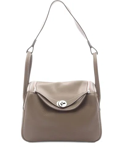 Pre-owned Hermes 2024 Lindy 26 Etoupe Tote Bag In Brown