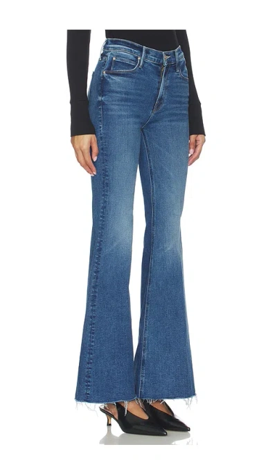 Mother The Doozy Sneak Jeans In Blue