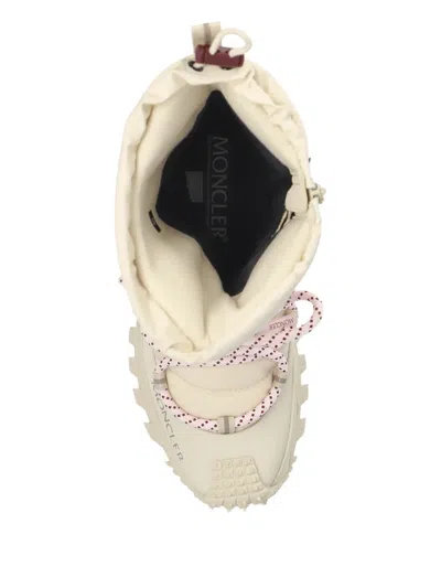 Moncler High Snow Boots Featuring Textured Outsole In Neutral