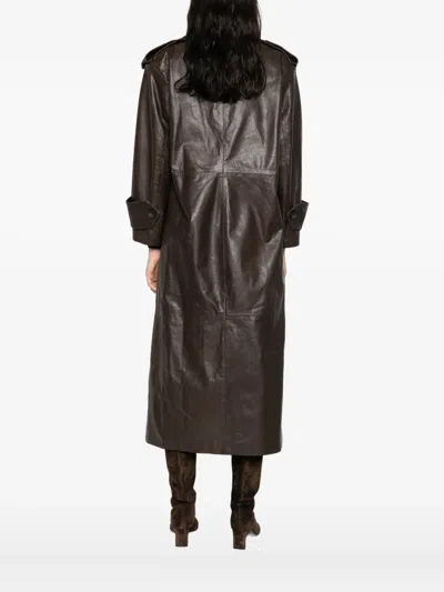 双排扣皮质外套