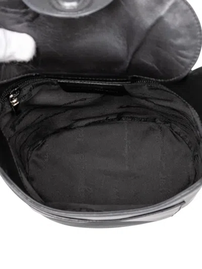 Pre-owned Ferragamo 1990-2020 Leather Gancini Shoulder Bag In Black