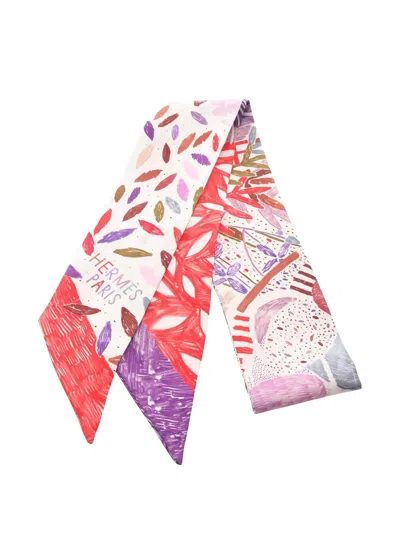 Pre-owned Hermes 2010 Chacun Fait Son Nid Ribbon Scarf In Neutral