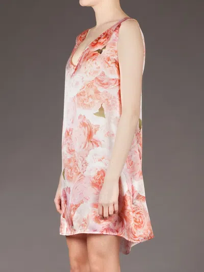 Twisty Parallel Universe Floral Print Shift Dress In Pink