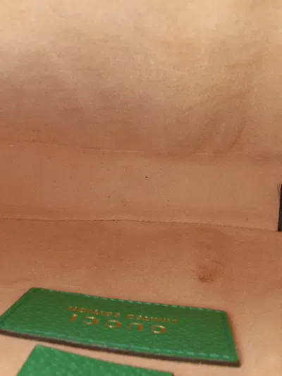 Pre-owned Gucci 2016-2025 Mini Gg Supreme Flora Ophidia Round Crossbody Bag In Brown