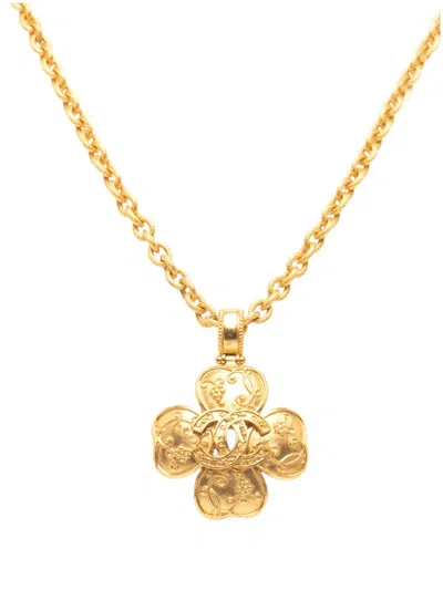 Pre-owned Chanel 1996 Gold Plated Cc Clover Pendant Necklace Costume Necklace