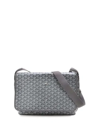 Pre-owned Goyard 2000-2025 Ine Capetien Mm Messenger Bag Crossbody Bag In Gray