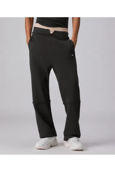 Peuterey Classic Tailored Trousers With Straight Leg Cut In Black