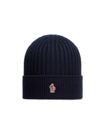Moncler Grenoble Logo Patch Knitted Beanie In Black