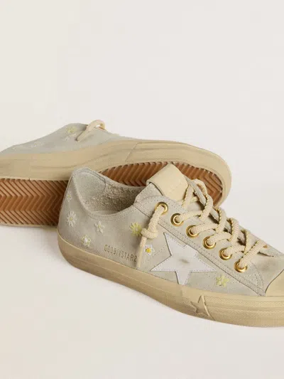 Golden Goose V-star Sneakers In Brown