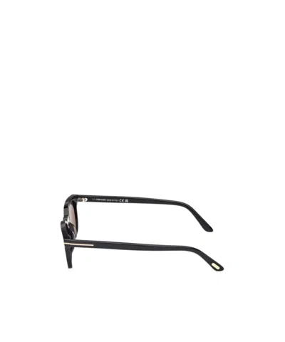 Tom Ford Eyewear Rectangular Frame Sunglasses In Black