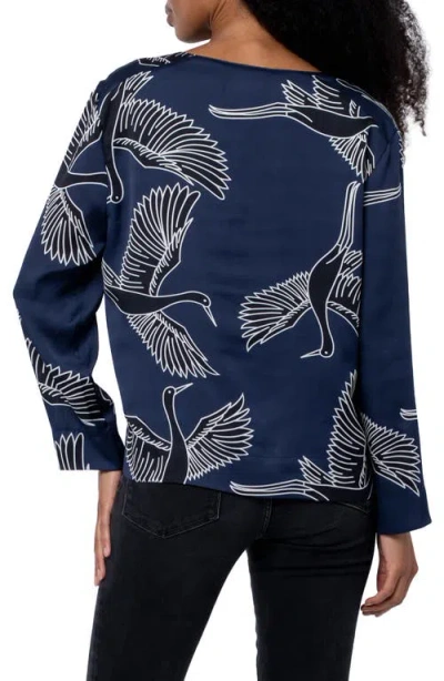 Ciebon Jones Bird Print V-neck Top In Blue