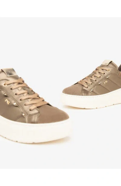 Nerogiardini Quilted Low Top Sneaker In Brown