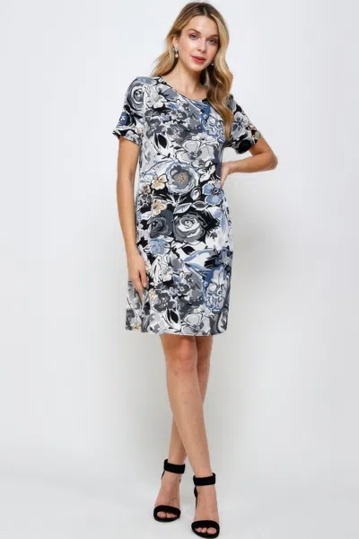 Truedames Short-sleeved Knee-length Dress In Gray