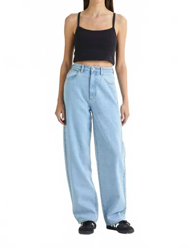 Abrand Jeans Carrie High Rise Jeans In Walkaway In Blue