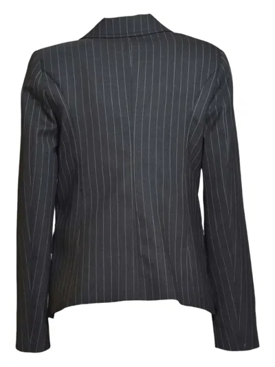 细条纹双排扣西装夹克