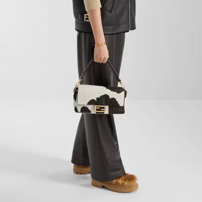 Fendi Apres Chic In Brown