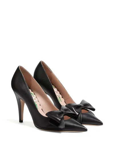 Valentino Garavani Bowow Goatskin Pumps Pointed Toe Heels In Black