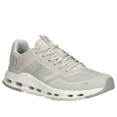 On Running Cloudnova Form 2 Tt In White