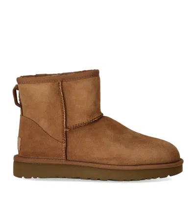 Ugg Mini Classic Ii Beige Pull-on Boots In Suede Woman In Neutral