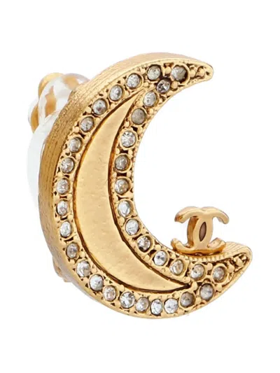 Pre-owned Chanel 2001 Moon Cc Mark Earrings In Gold
