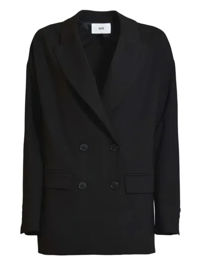 Solotre Tailored Black Jacket With Classic Collar And Clean Lines In Black