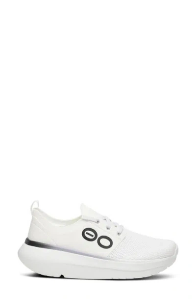 Oofos Oomy Stride Sneaker In White