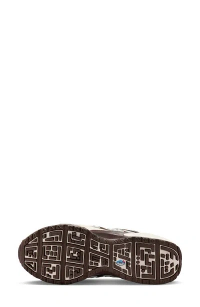 Nike Air Max Sndr Sneaker In Multi