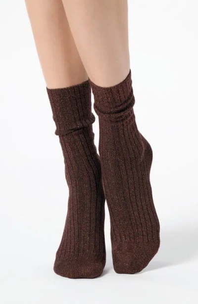 Oroblu Diamond Rib Crew Socks In Brown