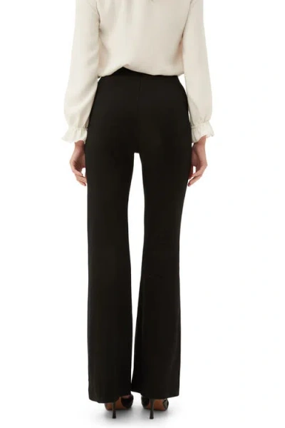 Trina Turk Chimayo 3 Pull On Ponte Pant In Black