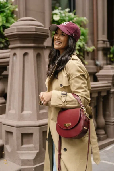 Gigi New York Sophia Saddle Bag In Burgundy