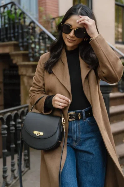 Gigi New York Sophia Saddle Bag In Black