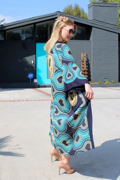 Henelle Duster Robe In Multi