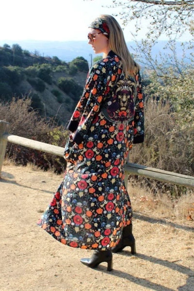 Henelle Duster Robe In Multi