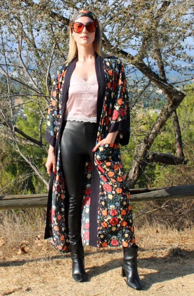 Henelle Duster Robe In Multi