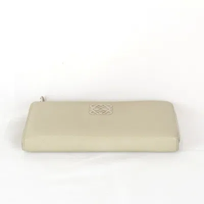 Pre-owned Loewe Beige Leather Long Wallet (bi-fold) () In Sand