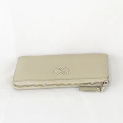 Pre-owned Loewe Beige Leather Long Wallet (bi-fold) () In Sand
