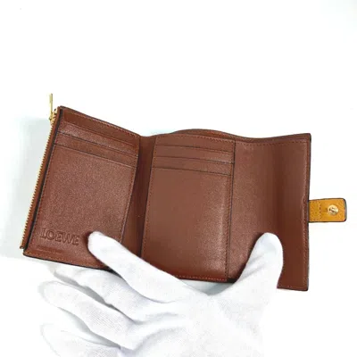 Pre-owned Loewe Brown Leather Wallet (tri-fold) ()