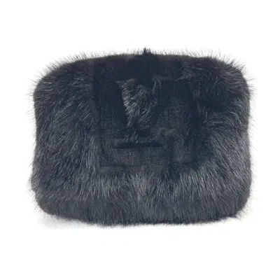 Pre-owned Louis Vuitton Black Pochette Shoulder Bag ()